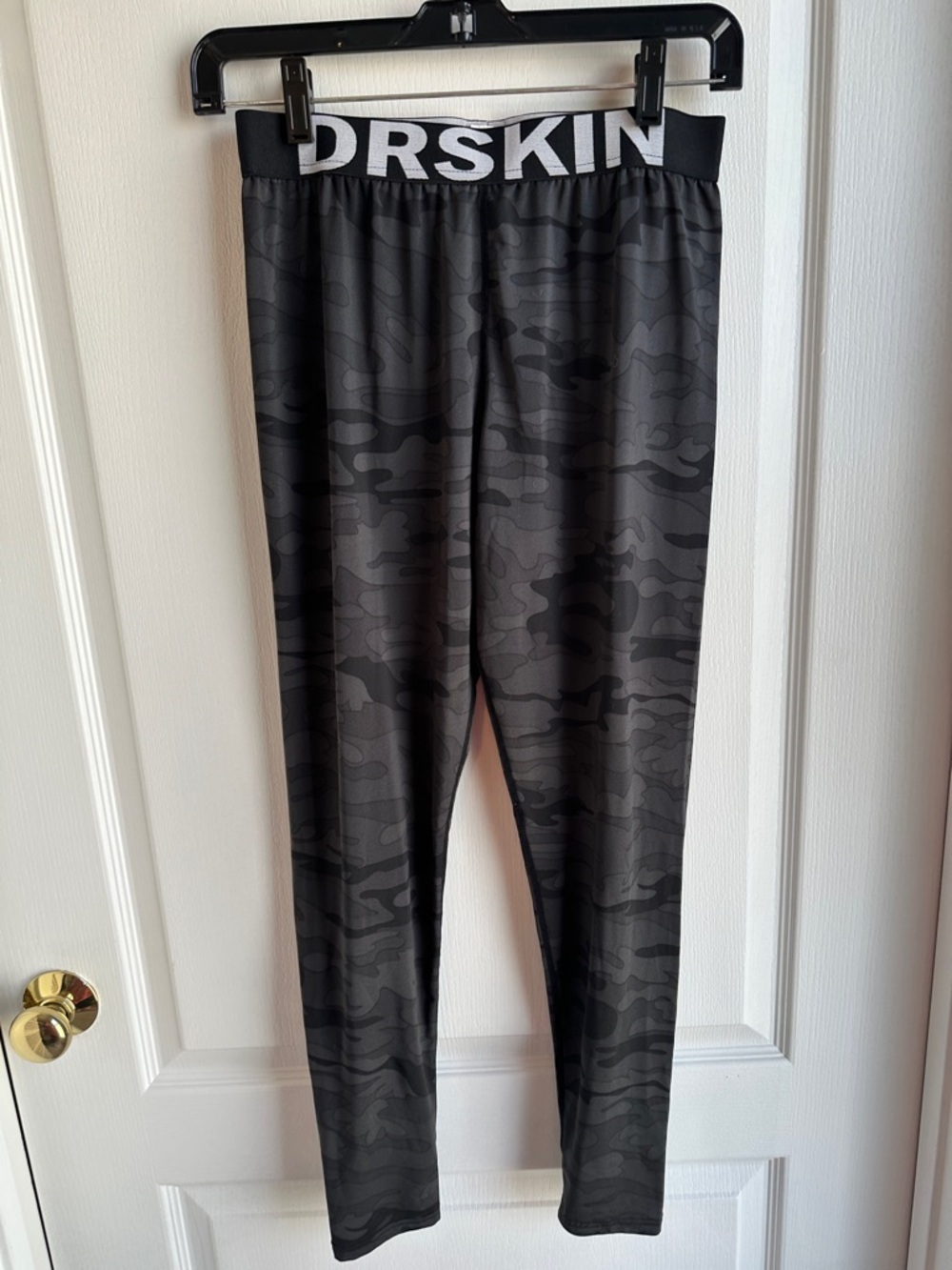 DRSkin Black Camo Performance Leggings Sz XL
